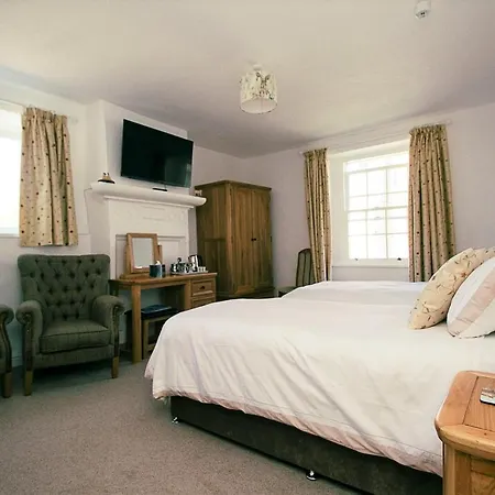 Stone House Farm 4*